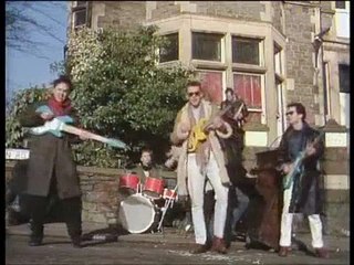 The Young Ones S02 E05