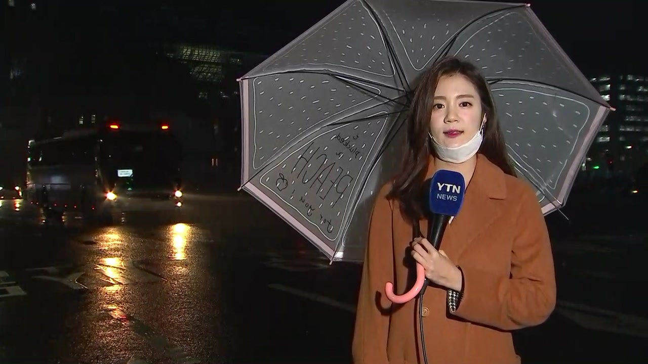 [날씨] 출근길 마스크 필수...서쪽 초미세먼지↑ / YTN