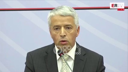 Ora News - Thirrjet antishqiptare në Bularat, Shqipëria shpall non grata 52 grekë