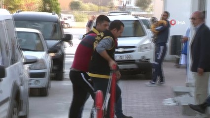 Hırsızı tükürüğü yakalattı