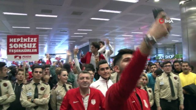 Ampute Milli Takımı'na Coşkulu Karşılama