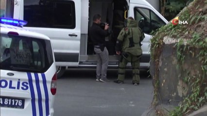 Şüpheli Paketten Çiçek Çıktı