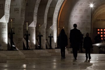 Cérémonie à la nécropole de Douaumont