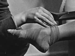 Kubrick x Suraya: Une Fusion Visuelle et Sonore Unique 🎬🎶