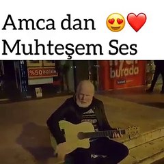 SOKAK SANATÇISI AMCA(MUHTEŞEM BİR SES)