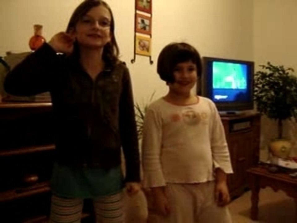 moi et ma couzine qui sentraine a danser la tectonick