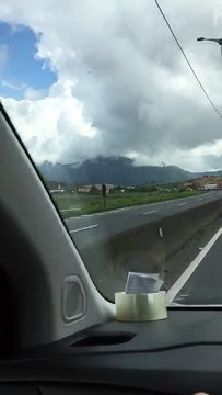 Helicóptero faz buscas a fugitivos do CDP da Serra