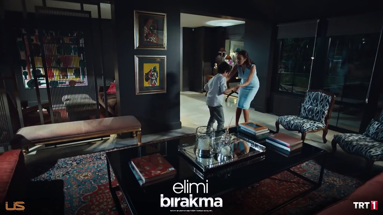 Mesut’un gerçek yüzüyle tanışan Azra! - Elimi Bırakma 1.Bölüm