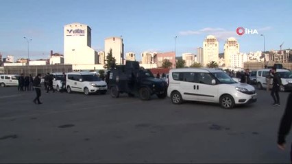 Kartal'da Narkotik Operasyonu: 30 Adrese Baskın