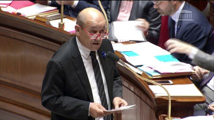 Jean-Yves Le Drian affirme que "la France est prête à accueillir" Asia Bibi, acquittée après avoir été condamnée à mort au Pakistan