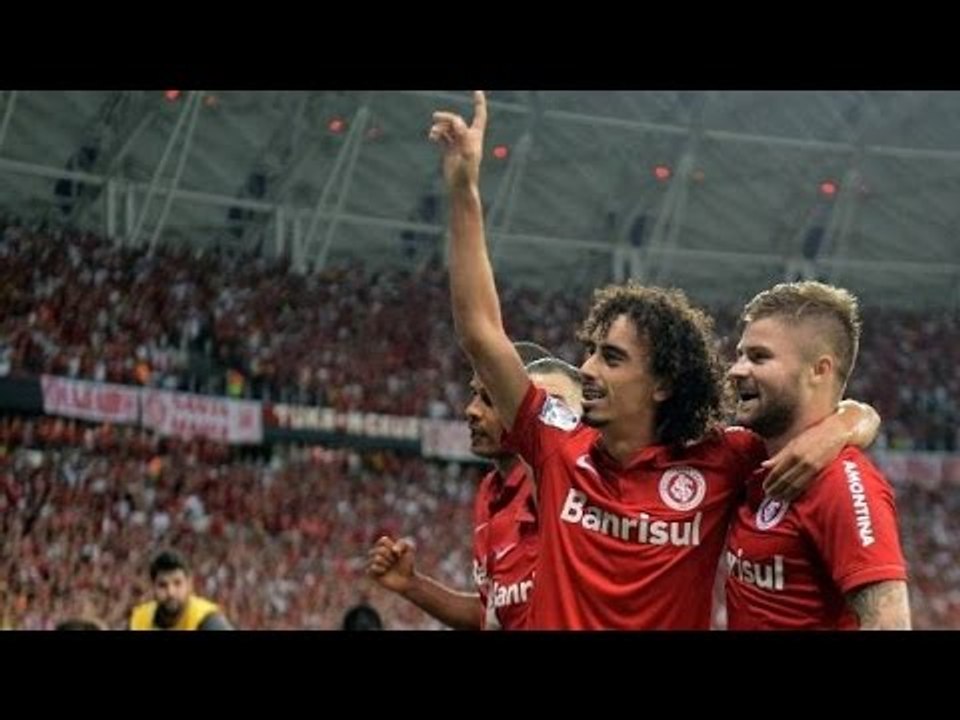 Internacional 2-1 Corinthians