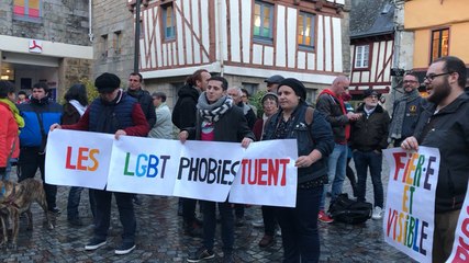 Rassemblement contre les violences homophobes
