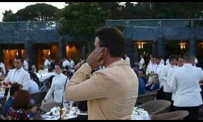 Cumhurbaşkanı'nın verdiği iftarda ezanı ünlü isim okudu