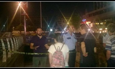 Yolcular istasyondan çıkarıldı, seferler durduruldu