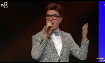 Yılmaz Morgül'den  'İsyan'... Ayakta alkışlandı