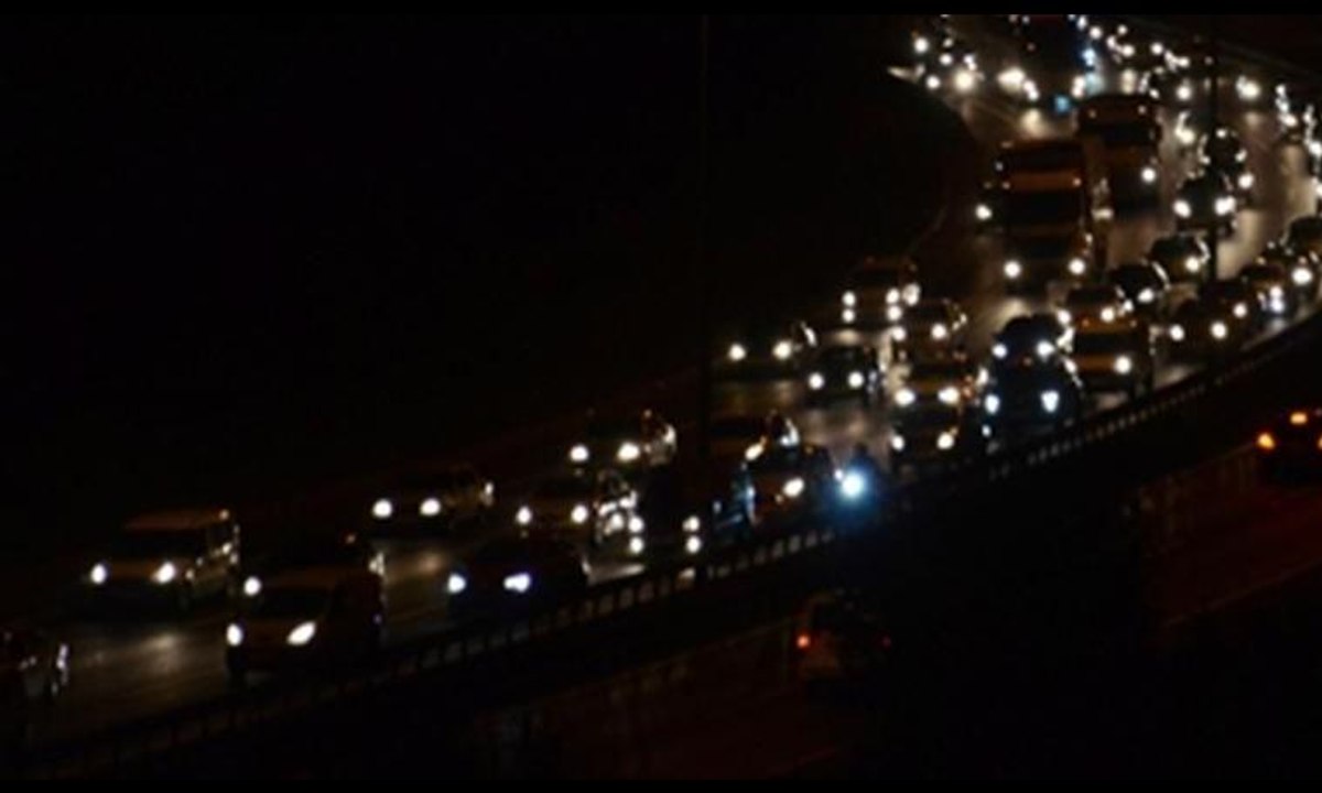 Tatilcilerin İstanbul’a dönüş çilesi başladı