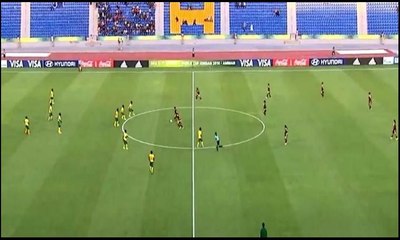Kadınlar dünya kupasında inanılmaz gol... Santradan attı