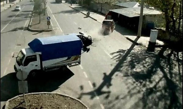 Yürekleri ağza getiren kazalar MOBESE’de