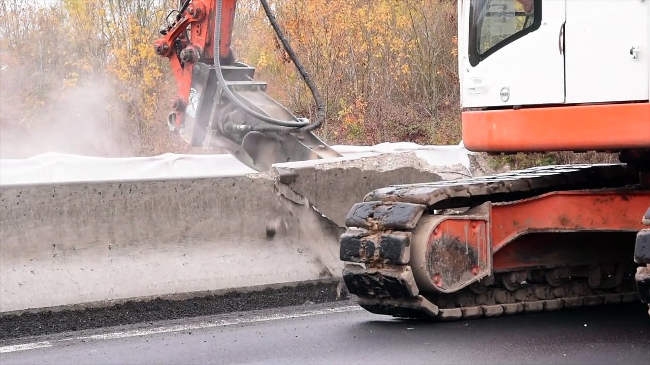 RCEA : On démolit la séparation en béton à Montchanin