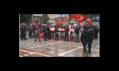 Aşiret 40 araçlık konvoyla geldi... "Bizi askere alın"
