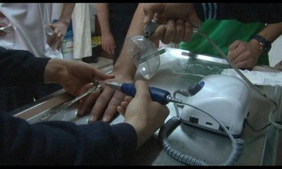 Konuşma engelli öğrenciye yapılan şaka hastanede bitti