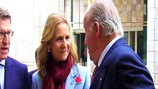 El rey Juan Carlos, libre y despistado, habla de princesa Leonor