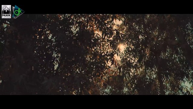 Αντώνης Βαρδής & Γιάννης Βαρδής - Μια Ζωή Θα Είσαι Εδώ (Official Music Video)