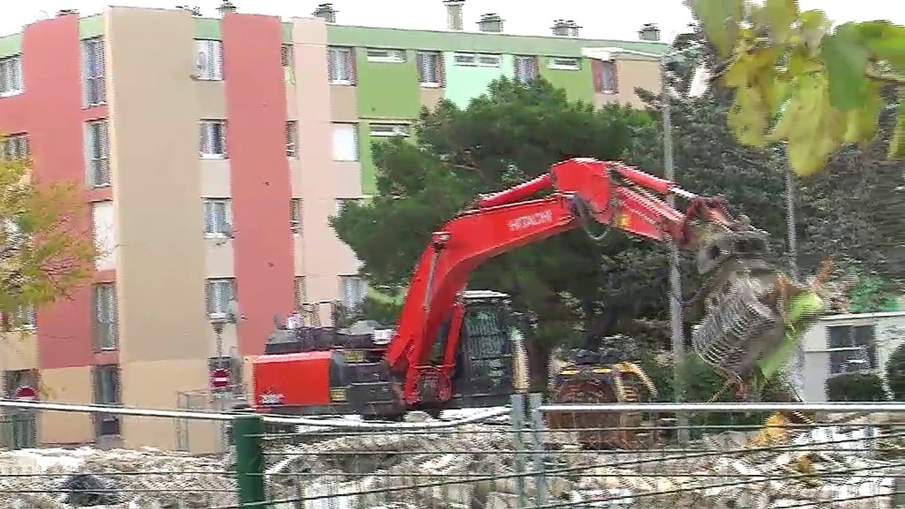 La démoliton en vidéo avec les images de Fred Munos.