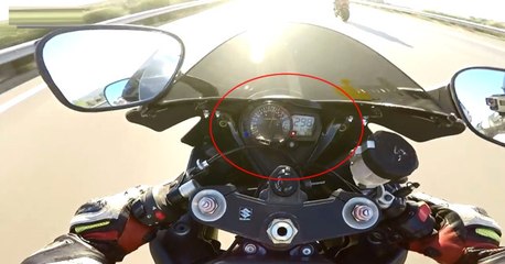 Magandalar Bu Kez Otoyoldaydı: 300 Km Hıza Çıktılar