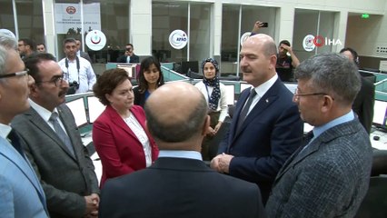Bakan Soylu 112 Acil Çağrı Merkez Müdürlüğü’nü inceledi