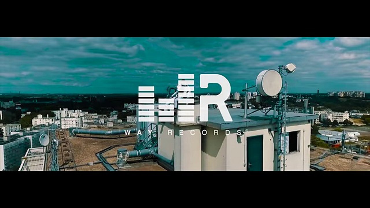 Walid - Pas comme vous (Clip Officiel)