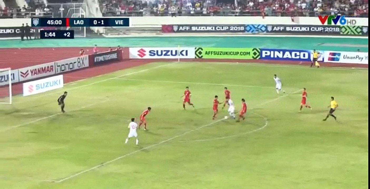 Pha ghi bàn nâng tỉ số lên 2-0 của Anh Đức