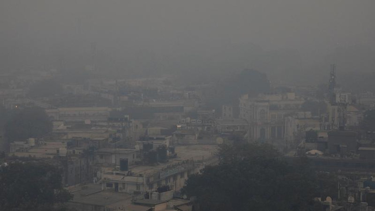 Nueva Delhi registra niveles récord de polución