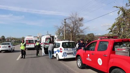 Otomobil Direğe Çarptı: 3 Yaralı