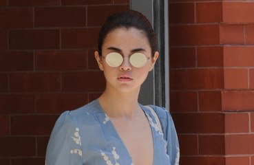 セレーナ・ゴメス、リハビリ施設から出所
