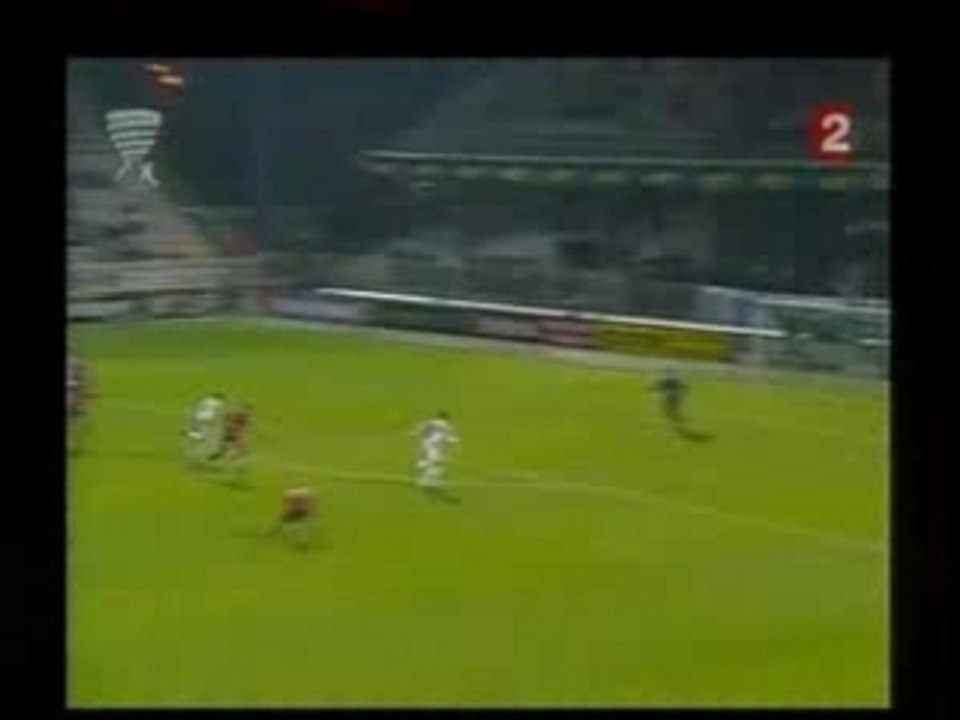 Oliech2