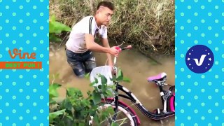 Funny Videos 2018 ● People doing stupid things P29