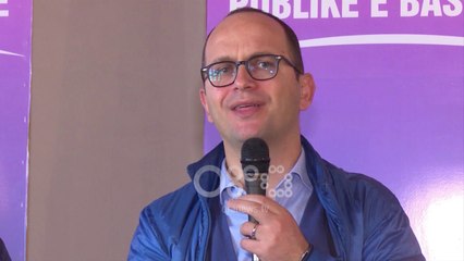 Ora News - Thirrjet antishqiptare, Bushati: Në thelb dëmtojnë miqësinë Shqipëri-Greqi