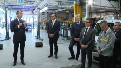 "Vous n'êtes pas le bienvenu ici..." Un ouvrier de Renault interpelle Emmanuel Macron à Maubeuge