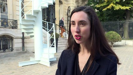 Un morceau d'escalier de la Tour Eiffel vendu aux enchères