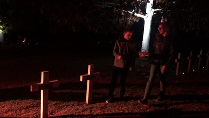 Illumination de la nécropole franco-allemande de Bertrimoutier par des collégiens