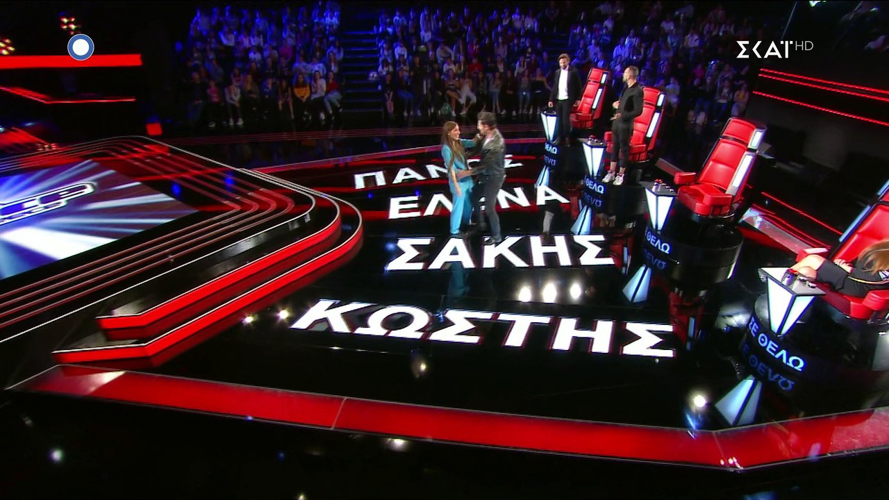 Voice: Για ποια πήρε αγκαλιά ο Μουζουράκης τον...