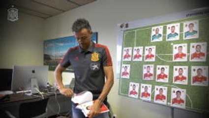 Luis Enrique uses Panini stickers to announce Spain squad