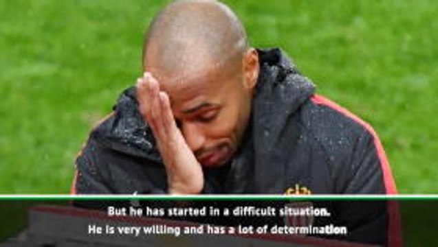 Deschamps offers support to under pressure Henry