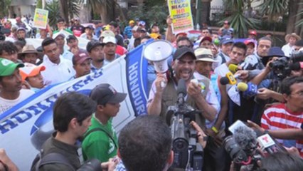 Caravana migrante exige a ONU-DH autobuses para continuar su tránsito hacia EE.UU