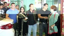 Salman Khan Best Moments With Family At Arpita Khan's Diwali Party 2018