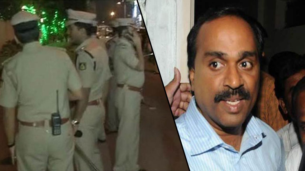 గాలి జనార్దన్ రెడ్డి బెయిల్ పై న్యాయవాదుల ధీమా..! | Oneindia Telugu