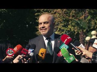 Stop - Trump “kopjon” Ramën dhe përplaset me gazetarin e CNN 8 nëntor 2018