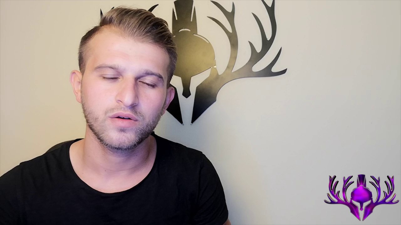 BİR KADIN ÜÇ ERKEK TOMRİS UYAR'IN HİKAYESİ