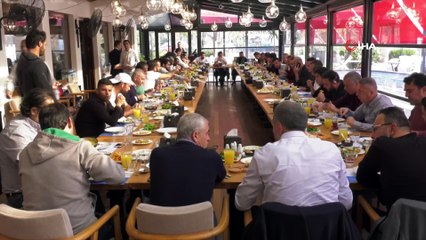 Atiker Konyaspor yönetimi ve oyuncular kahvaltıda bir araya geldi